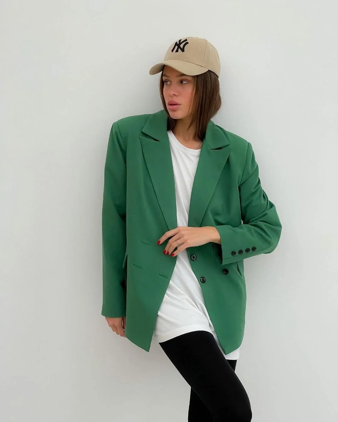 Fall outfits with blazers for women 2026 Sporty Styling Makes Oversized Green Blazers Feel Young Again