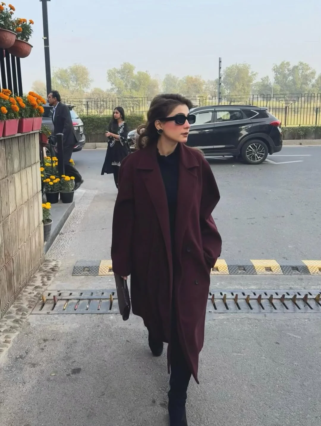 fall outfits with coat 2026 Deep Burgundy Coats That Quietly Elevate Everyday Dressing