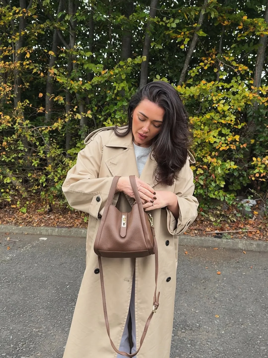fall outfits with coat 2026 The Beige Trench That Never Lets Me Down