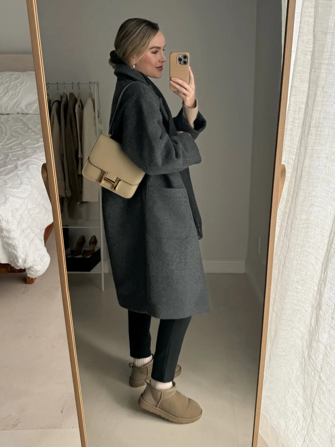 fall outfits with coat 2026 Minimalist Charcoal Coats Never Go Out Of Style