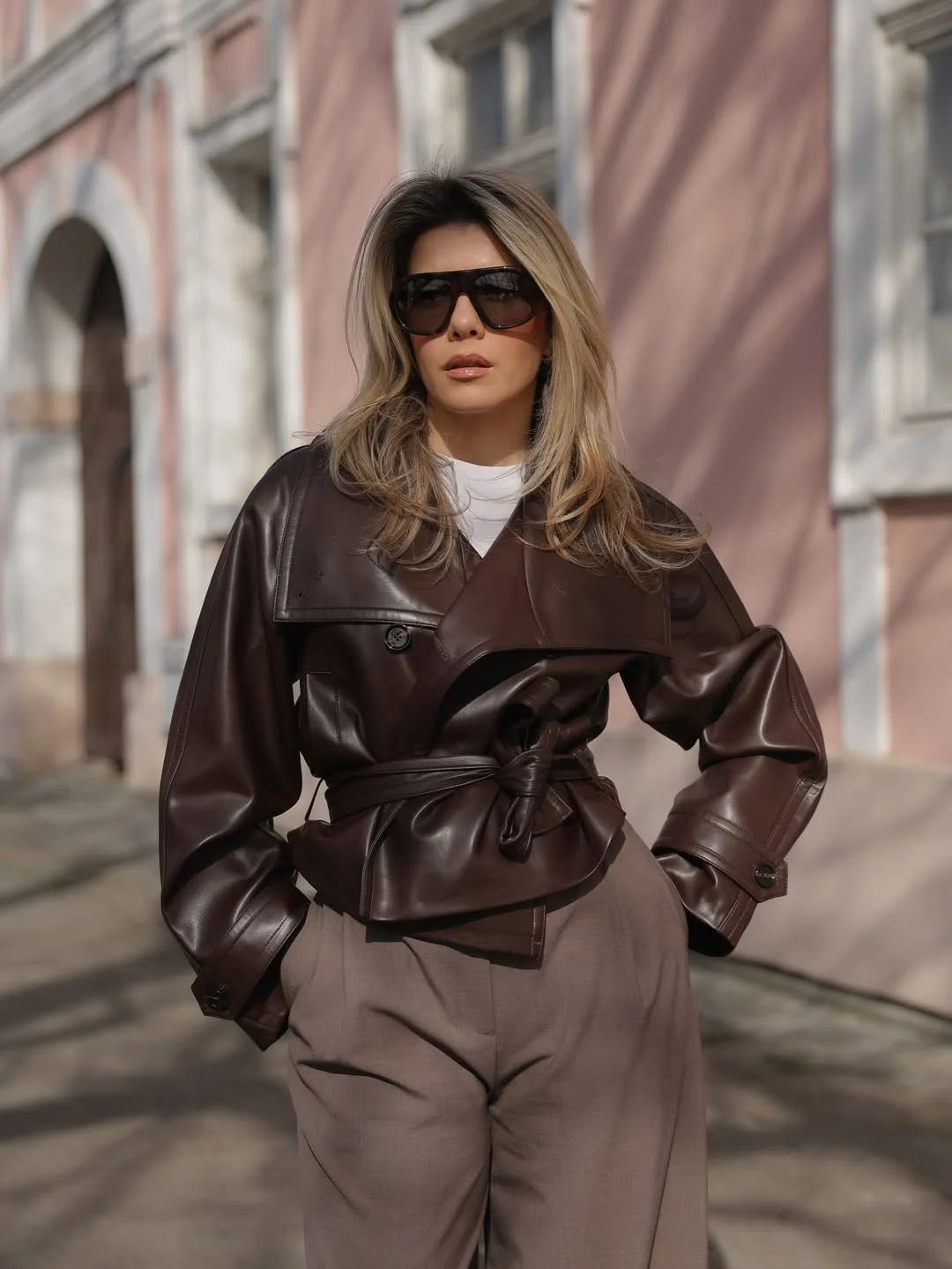 fall outfits with jacket 2026 Chocolate Leather Elegance for Modern Power Dressing