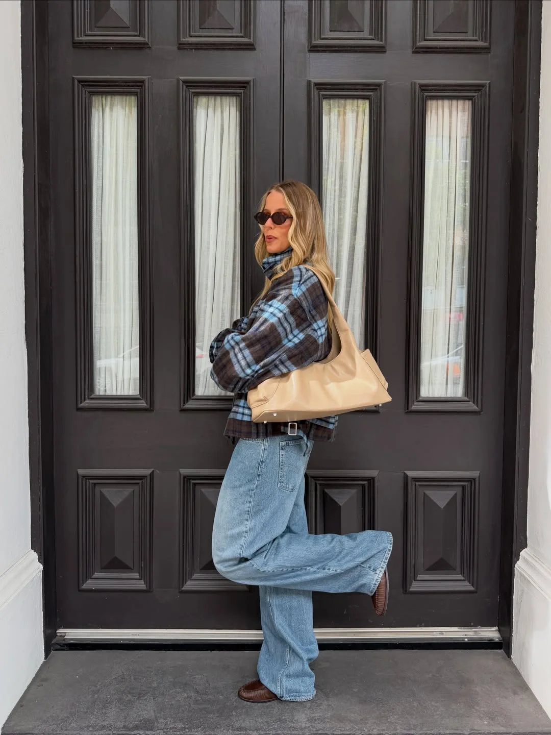 fall outfits with jacket 2026 Plaid Jacket and Relaxed Denim for Everyday Autumn