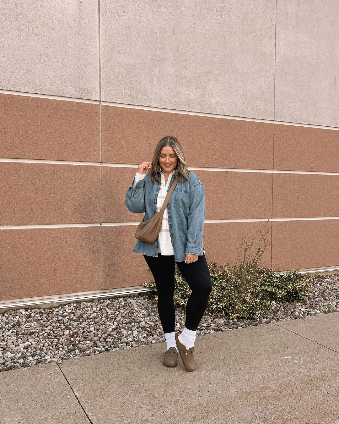 fall outfits with leggings 2026 The Plus Size Leggings Outfit That Feels Relaxed and Stylish