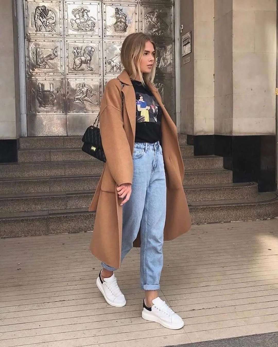 fall outfits with sneakers 2026 Camel Coats and Light Denim for Timeless Fall Street Style
