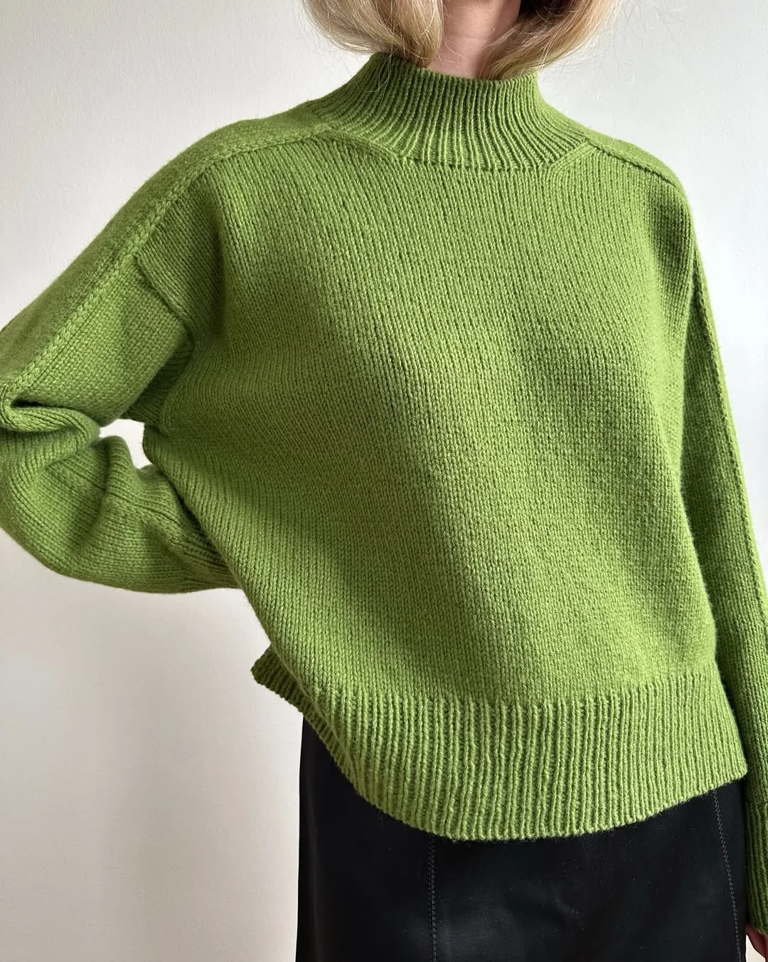 fall outfits with sweater 2026 Fresh Green Knitwear That Makes Autumn Feel Unexpected