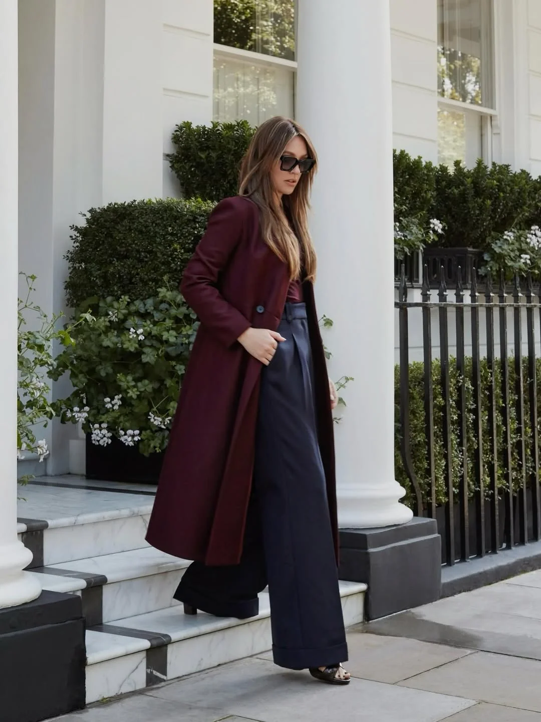 fall smart casual office outfits women 2026 Rich Burgundy Coats And Wide-Leg Trousers For Powerful Fall Office Dressing
