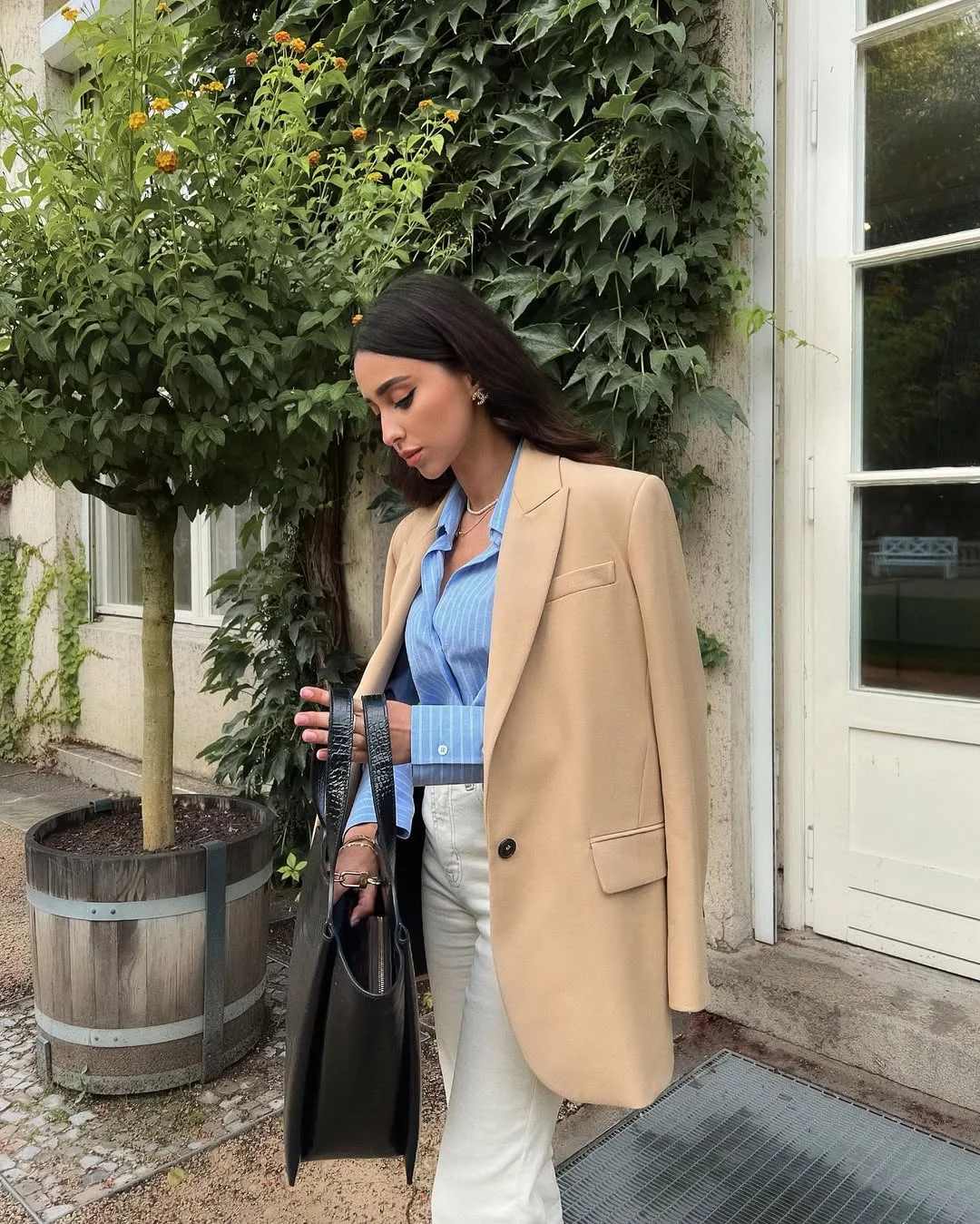 fall smart casual office outfits women 2026 Relaxed Blazer Layers With Light Denim Energy