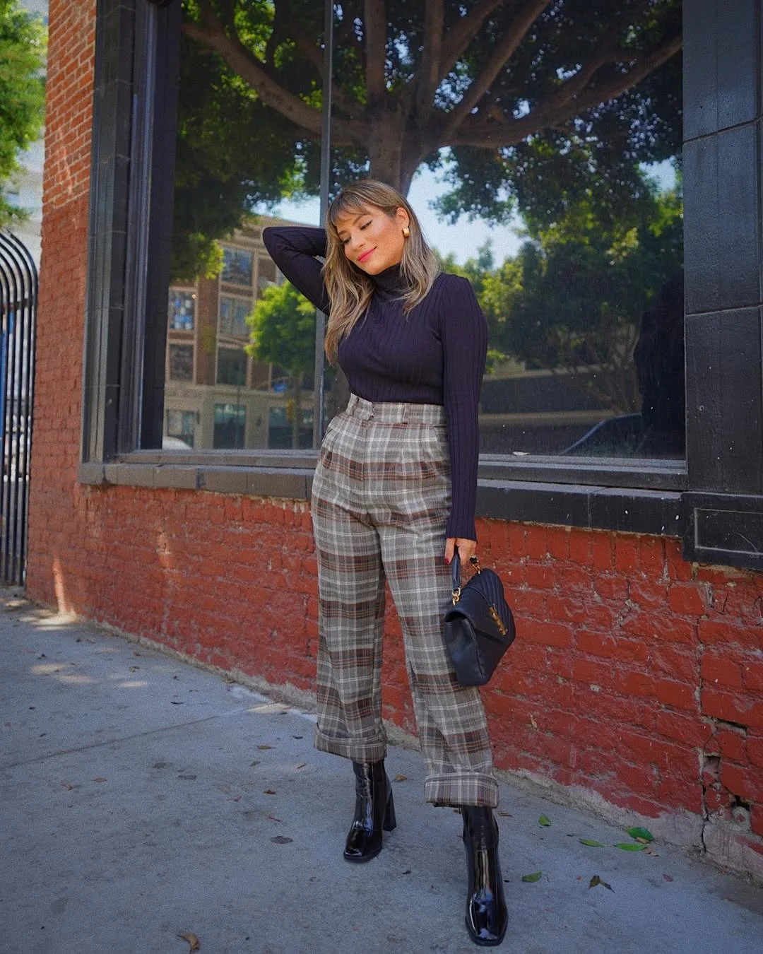fall smart casual office outfits women 2026 Plaid Trousers That Bring Vintage Energy Back To The Office