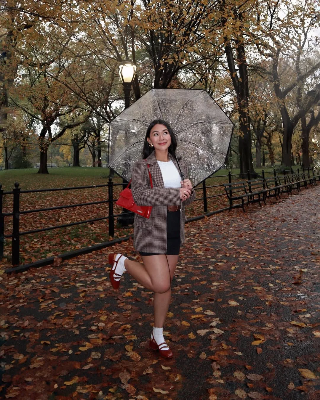 fall street style NYC outfits 2026 Rainy Central Park Outfits Always Have the Best Atmosphere