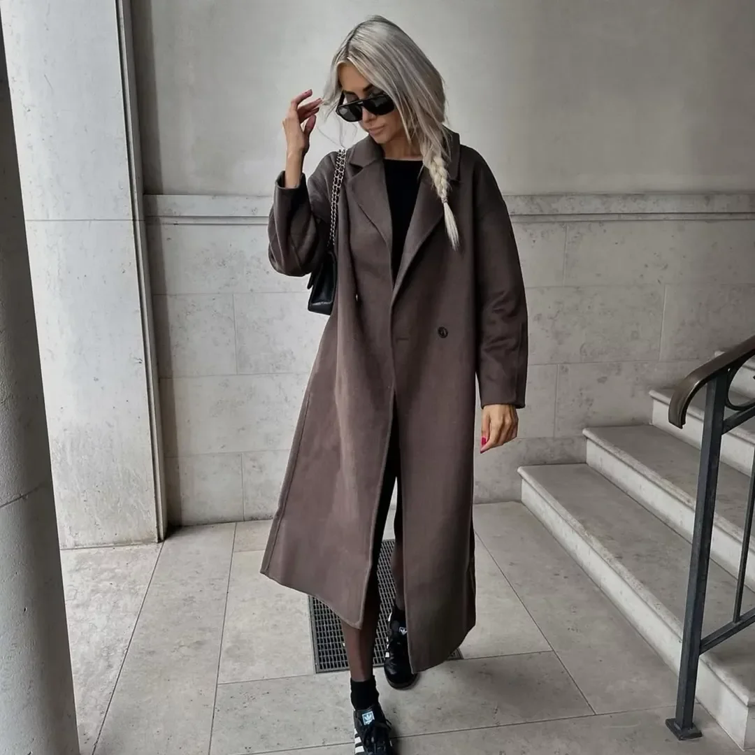 fall travel wardrobe for women 2026 Mastering Neutral Layers for Effortless City Travel