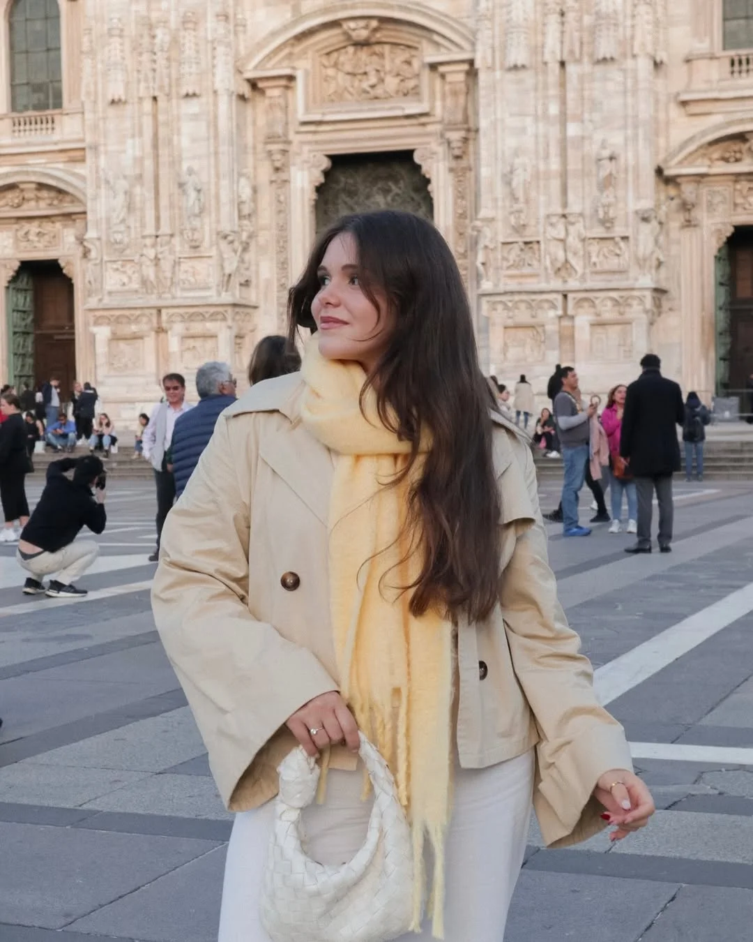 fall travel wardrobe for women 2026 Light Neutrals That Brighten European Autumn