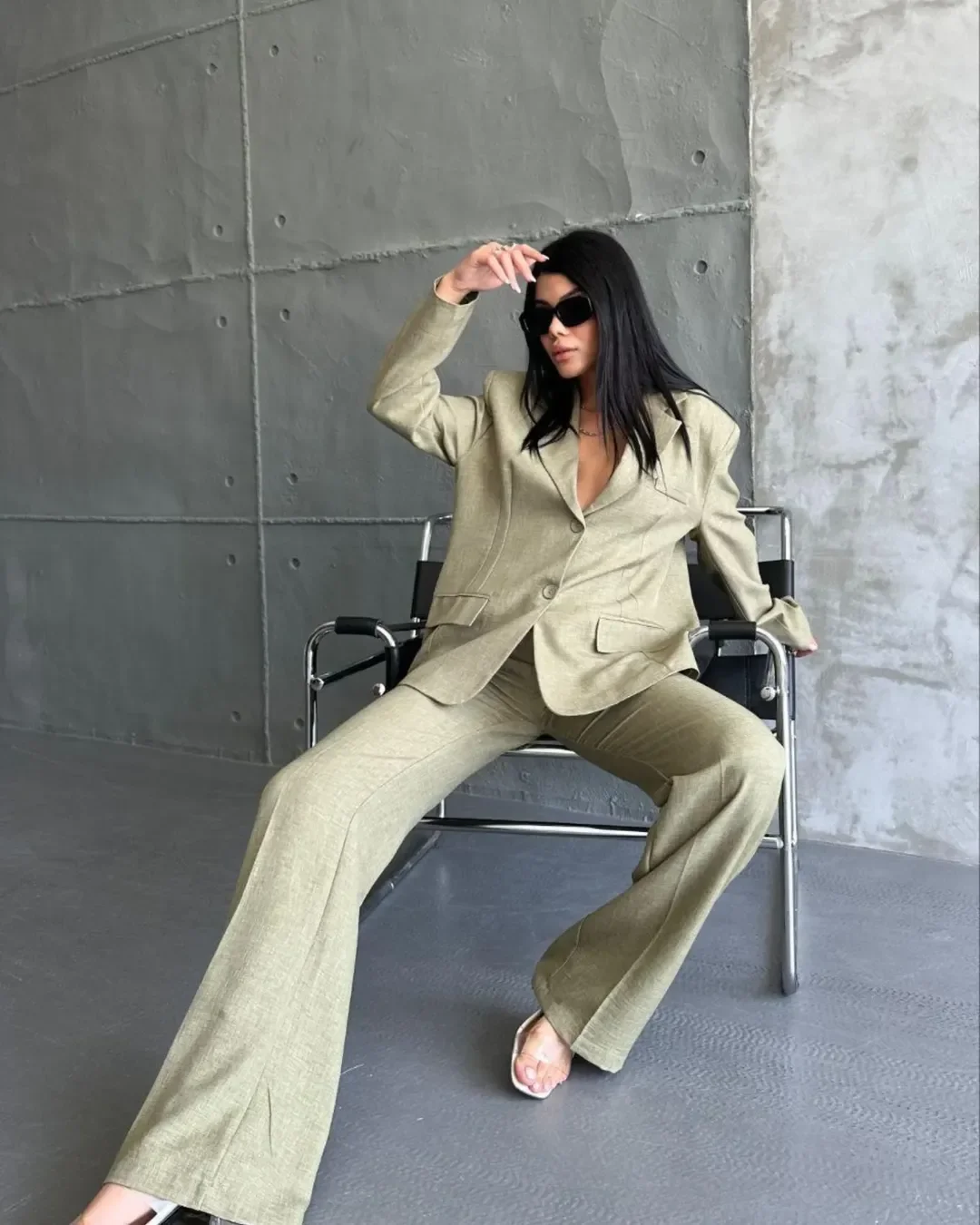 fall work outfits 2026 Relaxed Olive Tailoring With Quiet Power