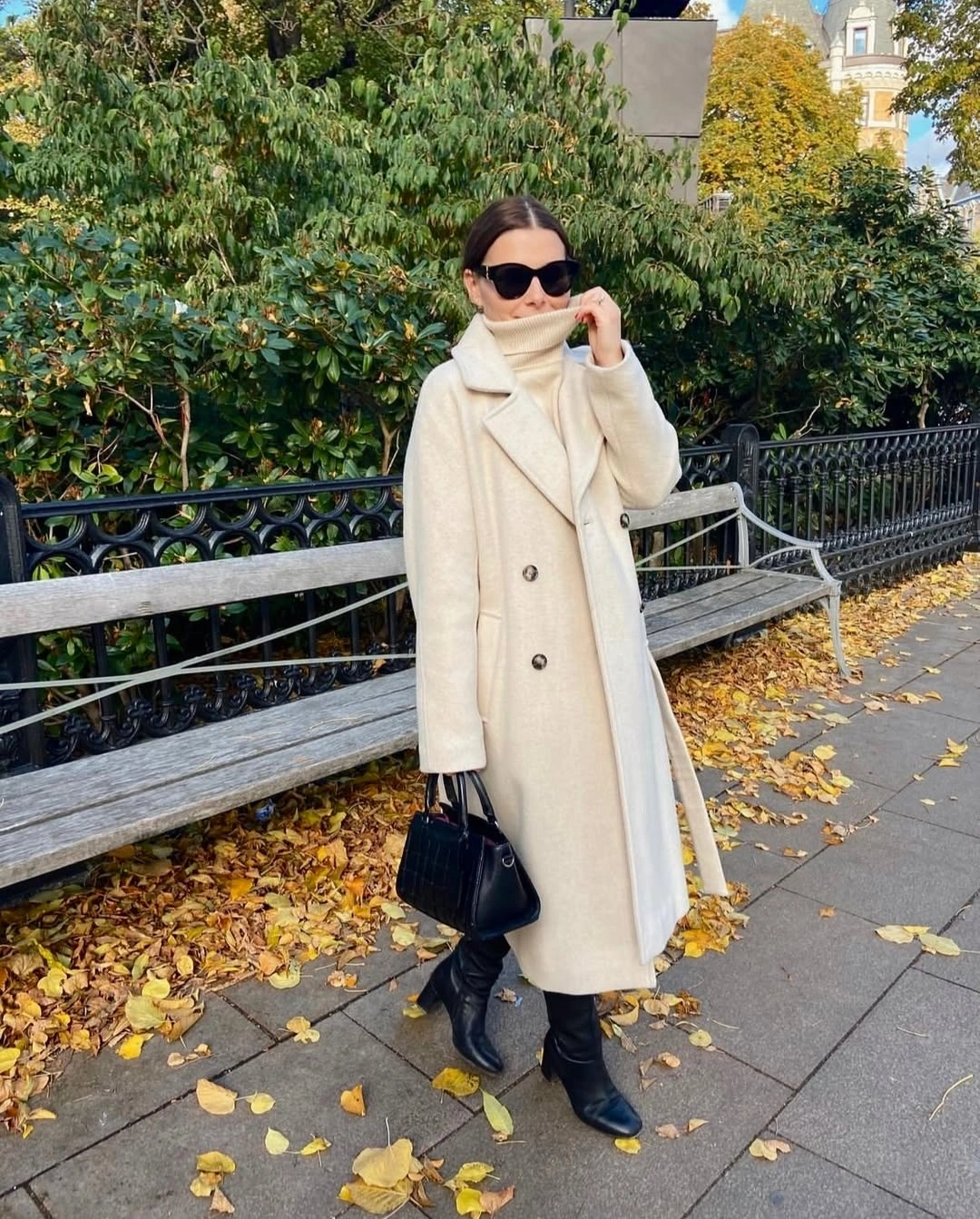 nice fall outfits 2026 Elegant Cream Layers For Crisp Autumn Days