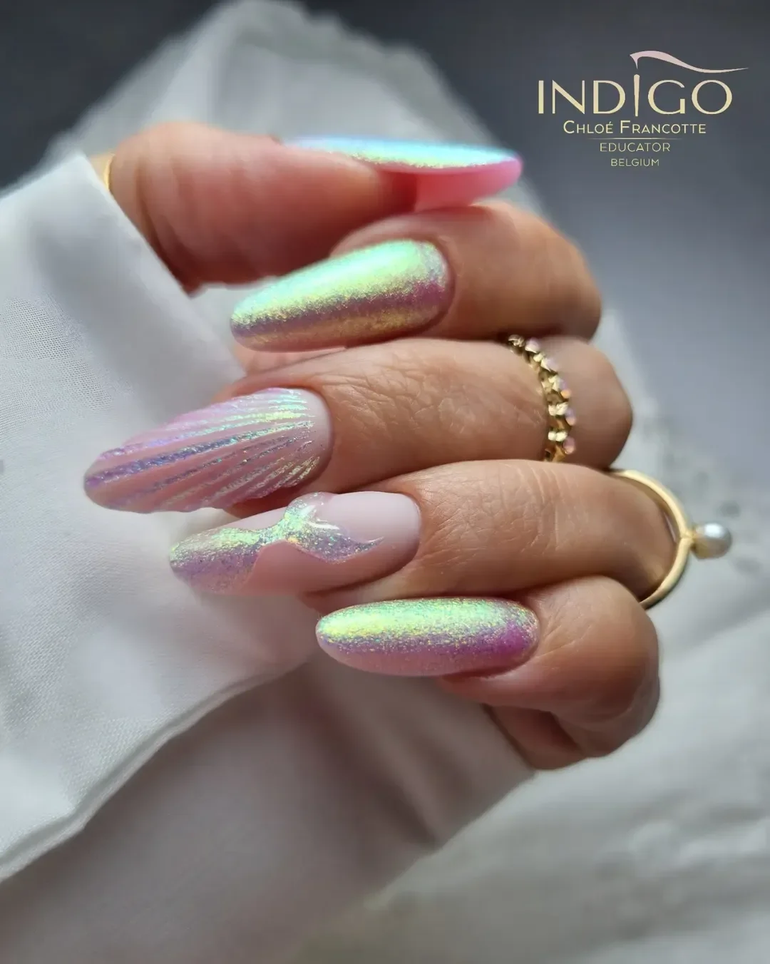 summer glitter nails 2026 Mermaid Chrome Glow For Summer Evenings