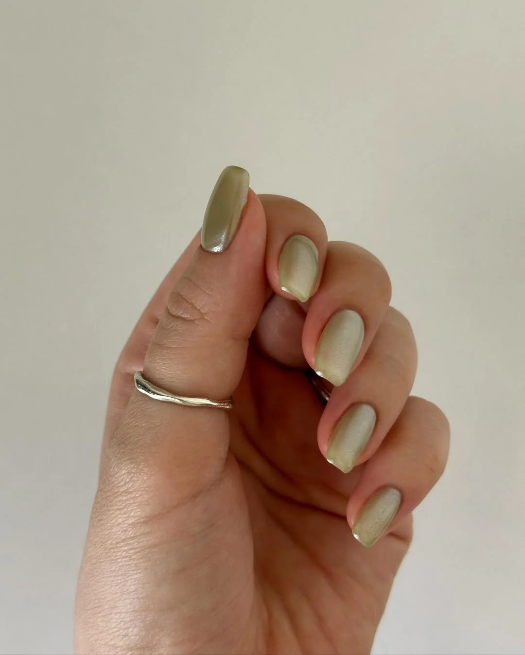 summer nails one color 2026 Champagne Pearl for Quiet Luxury Lovers