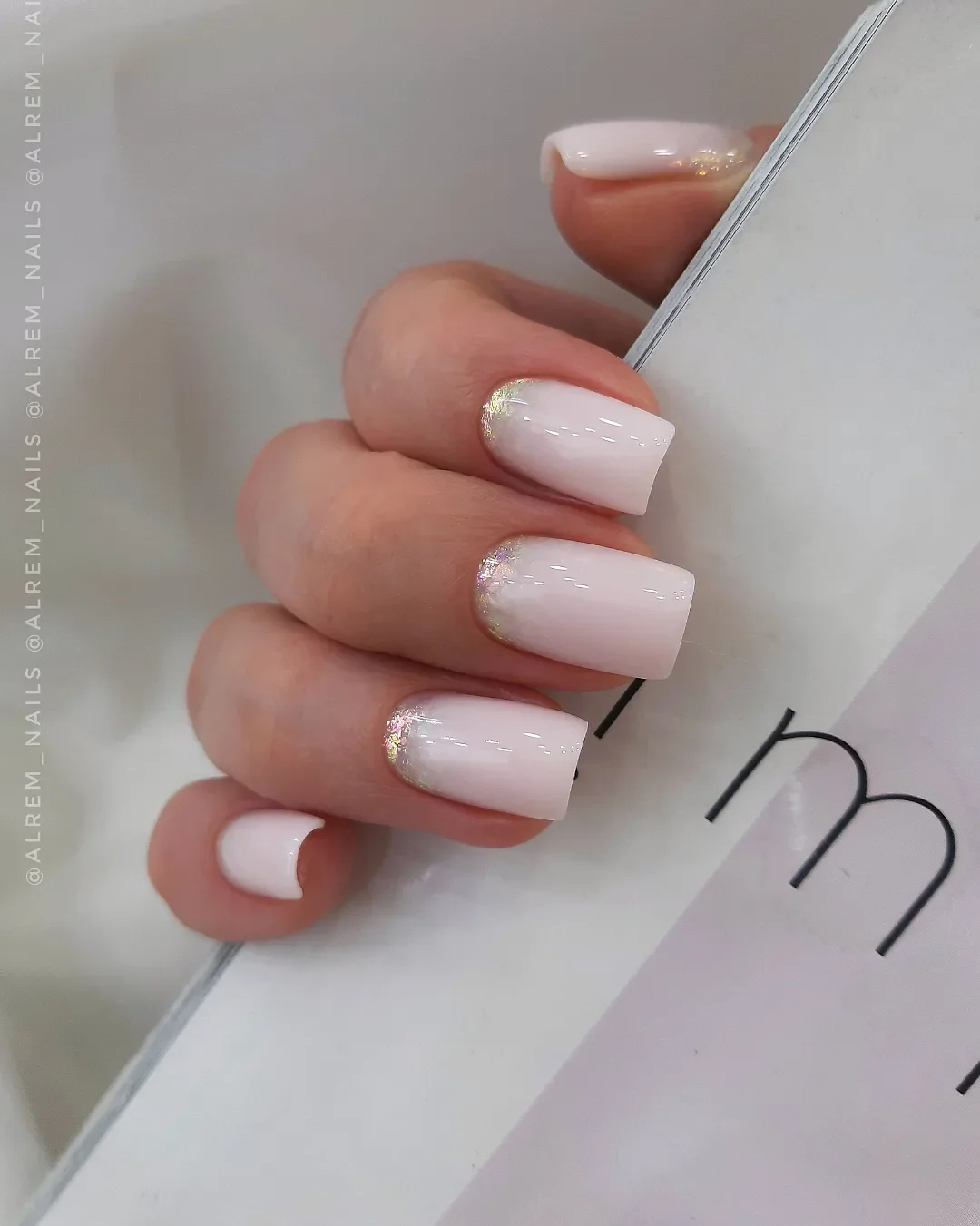 Summer Nails One Color 2026: 20+ Simple and Chic Manicure Ideas to Try This Season