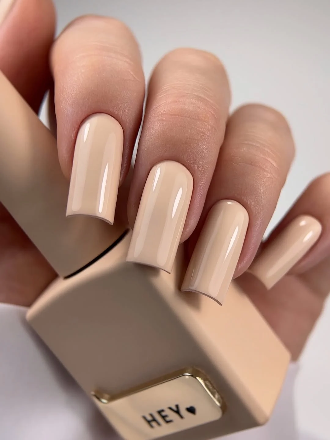 Summer Nails One Color 2026: 20+ Simple and Chic Manicure Ideas to Try This Season