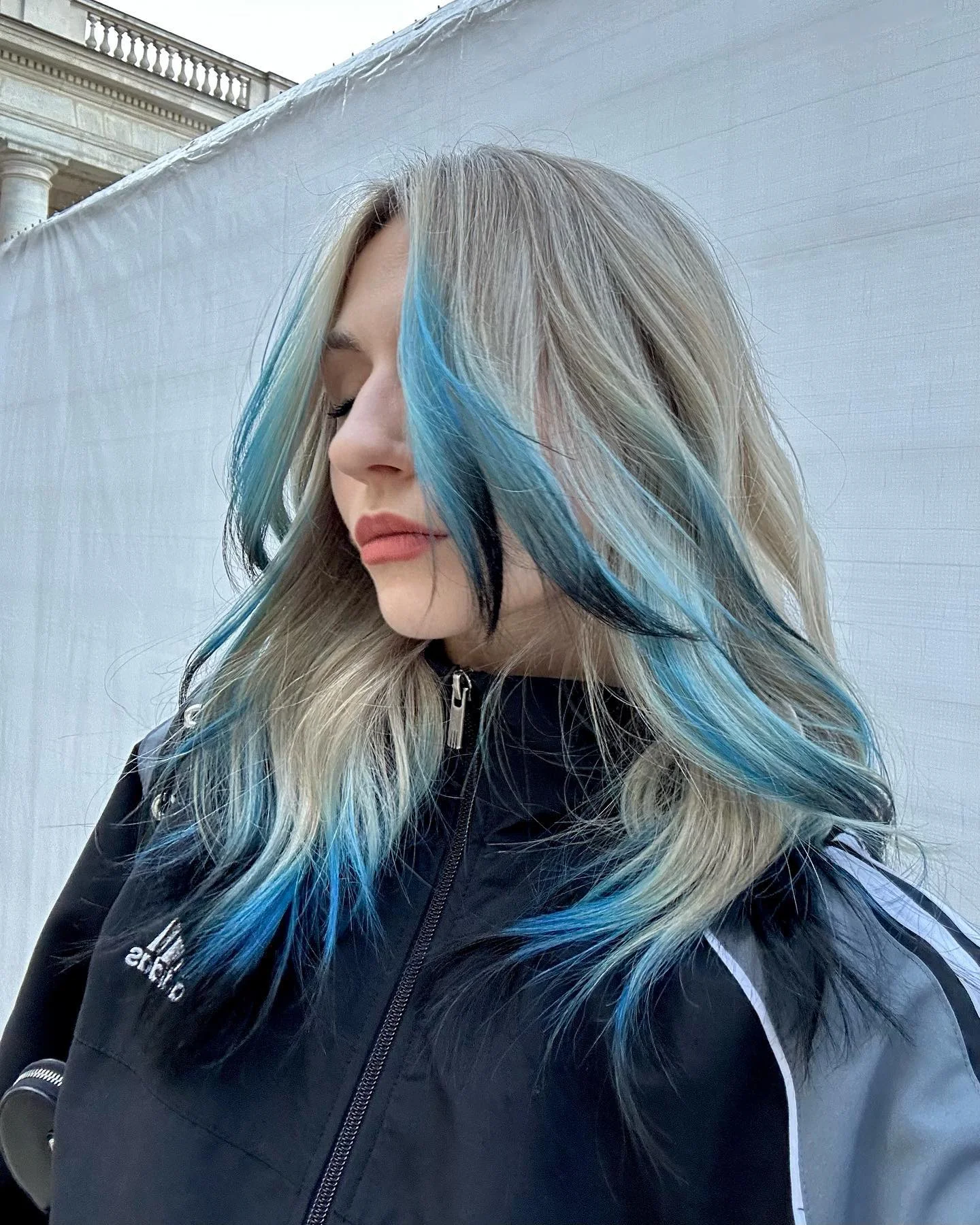 august hairstyles and color ideas 2026 Ice Blonde Waves With Ocean Blue Dimension