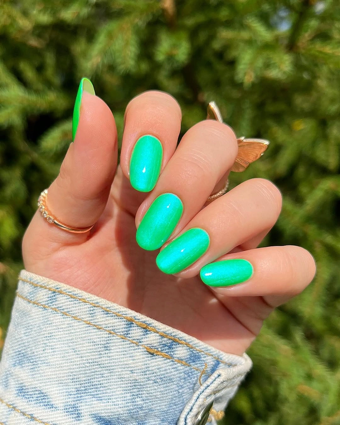 august nails color 2026 Electric Mint Green That Instantly Feels Like Summer
