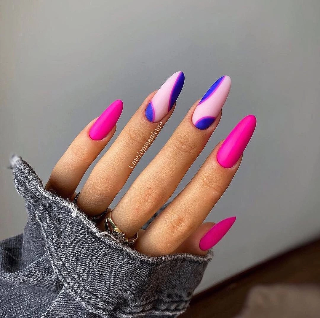august nails ideas 2026 Bold Magenta and Violet Waves for Modern Statement Nails