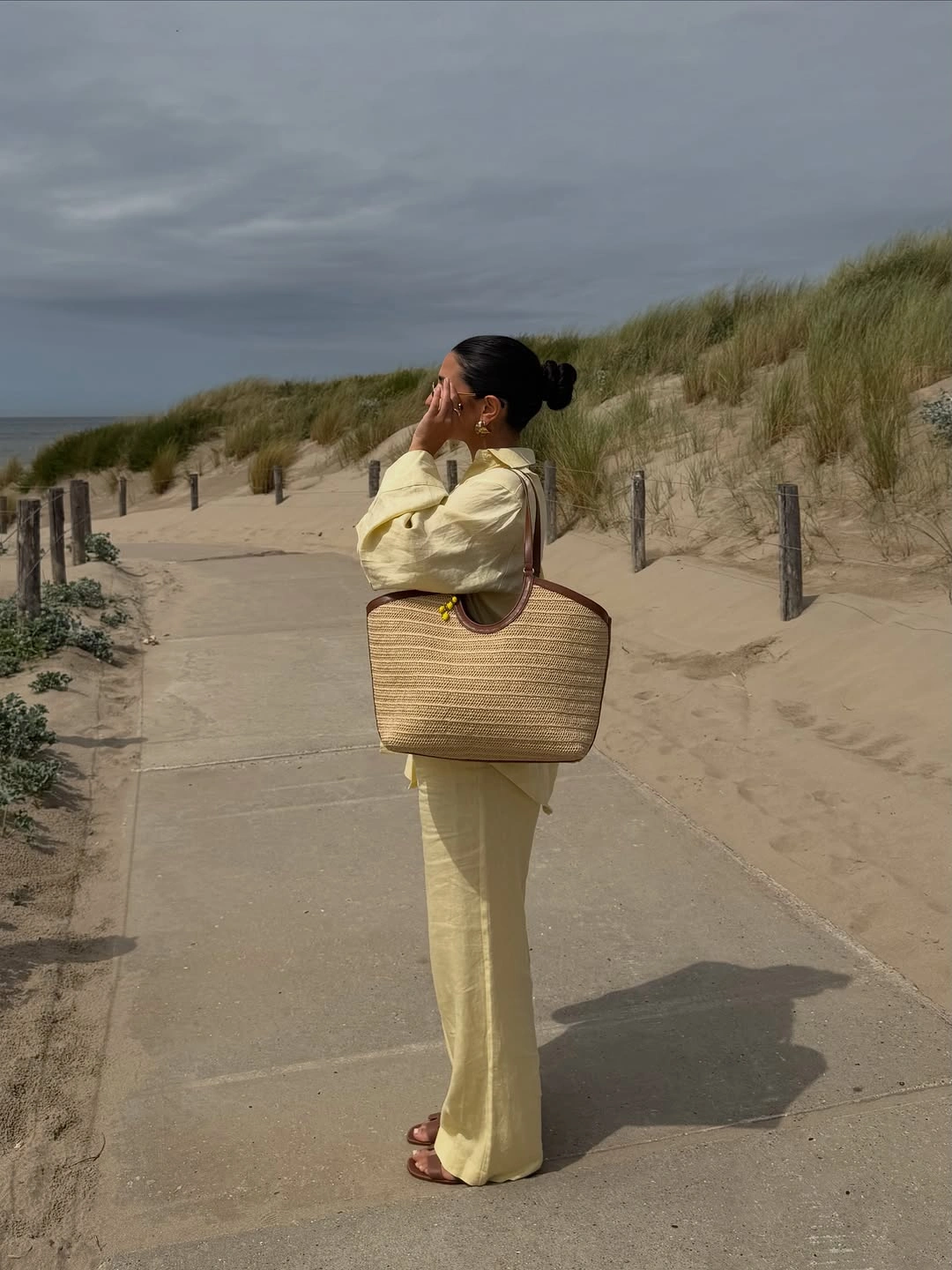 august outfits 2026 Sunny Linen Coordinates Made for Coastal Escapes