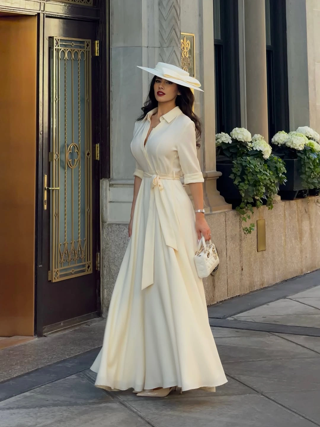 august outfits 2026 Elegant White Dress That Never Goes Out of Style