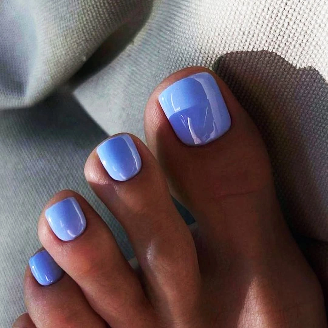 august toe nails 2026 Cool Periwinkle Color Block for Soft Summer Style