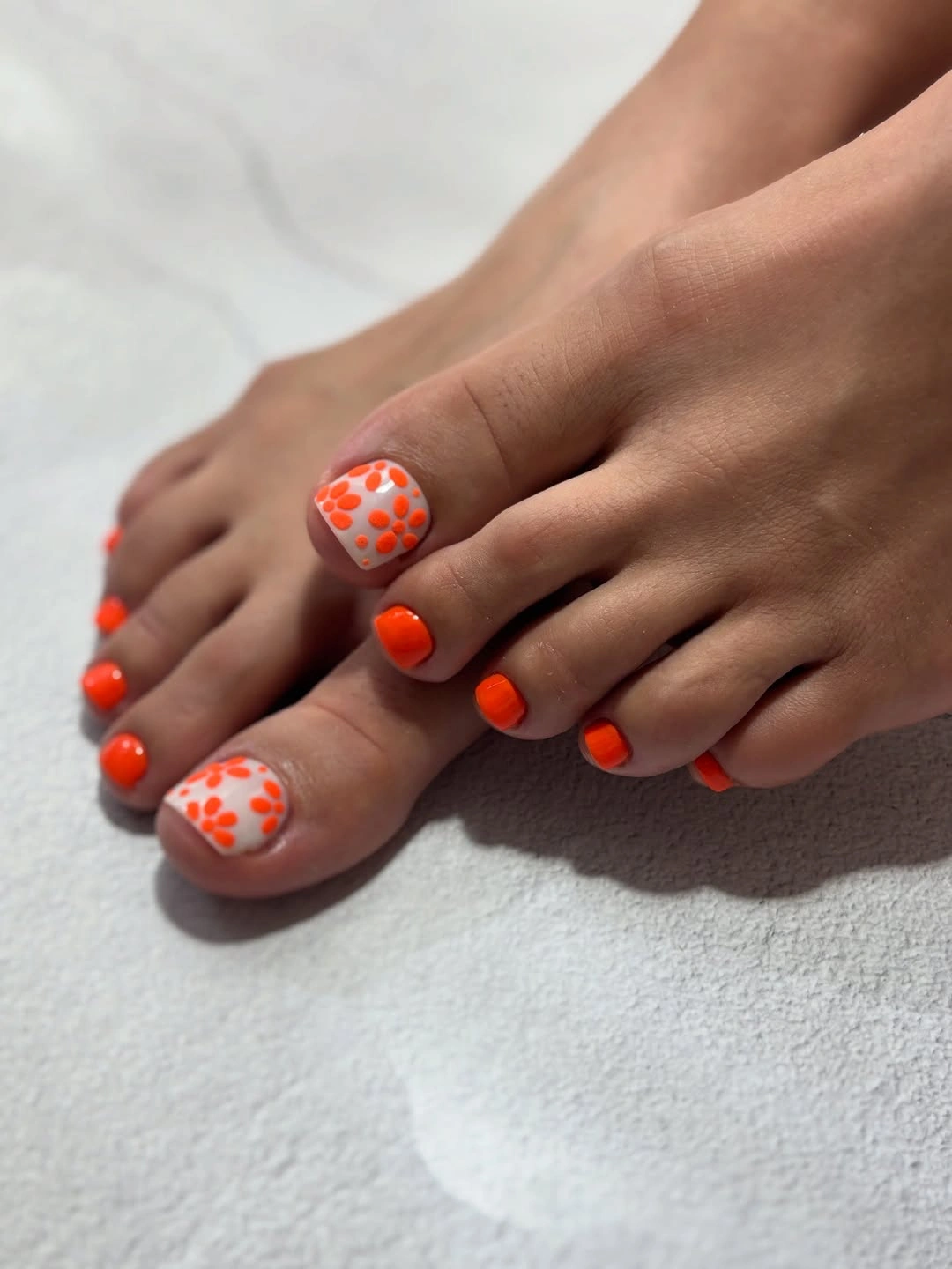 august toe nails 2026 Bright Neon Floral Pedicure Full of Summer Energy