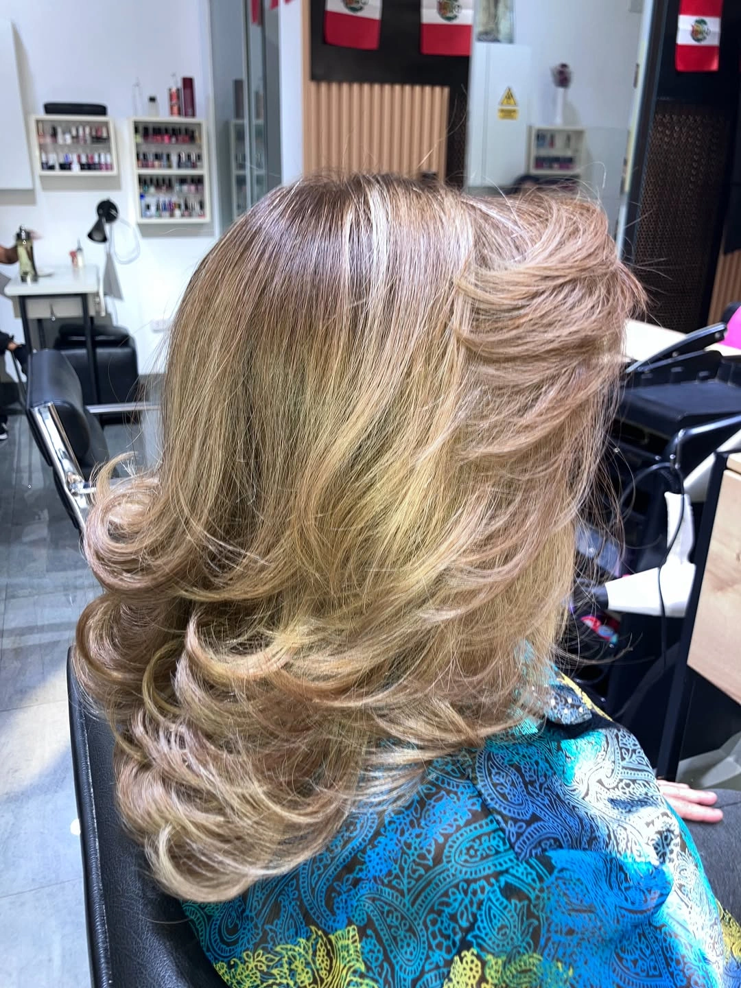 babylights hair ideas Luxury Blowout with Soft Champagne Babylights