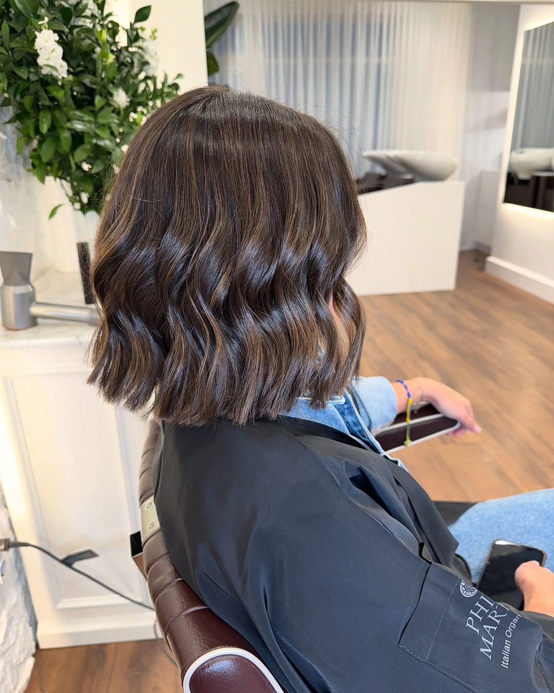 babylights hair ideas Glossy Chocolate Bob with Invisible Babylights
