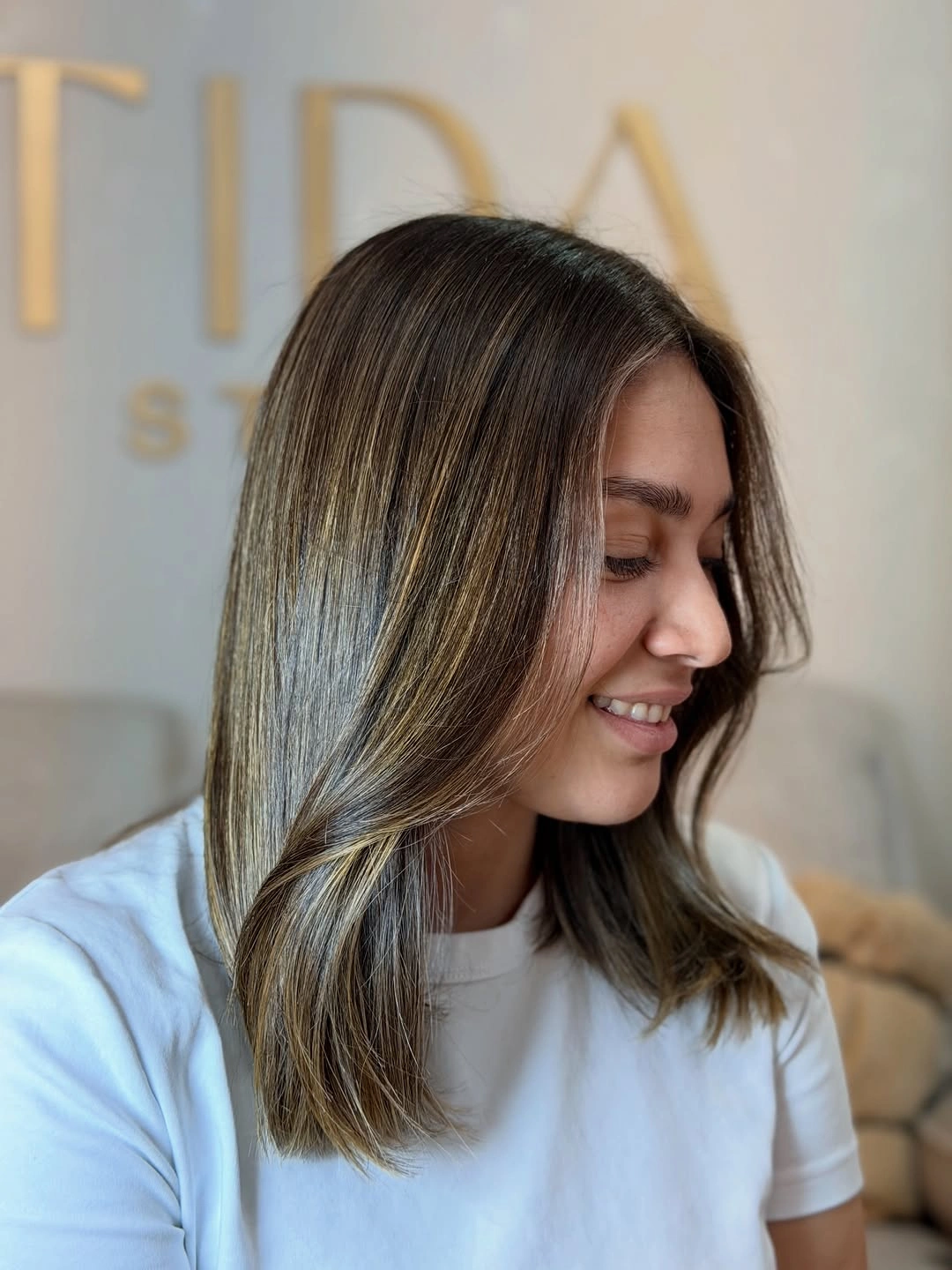 babylights hair ideas Soft Mocha Lob with Natural Face-Framing Babylights