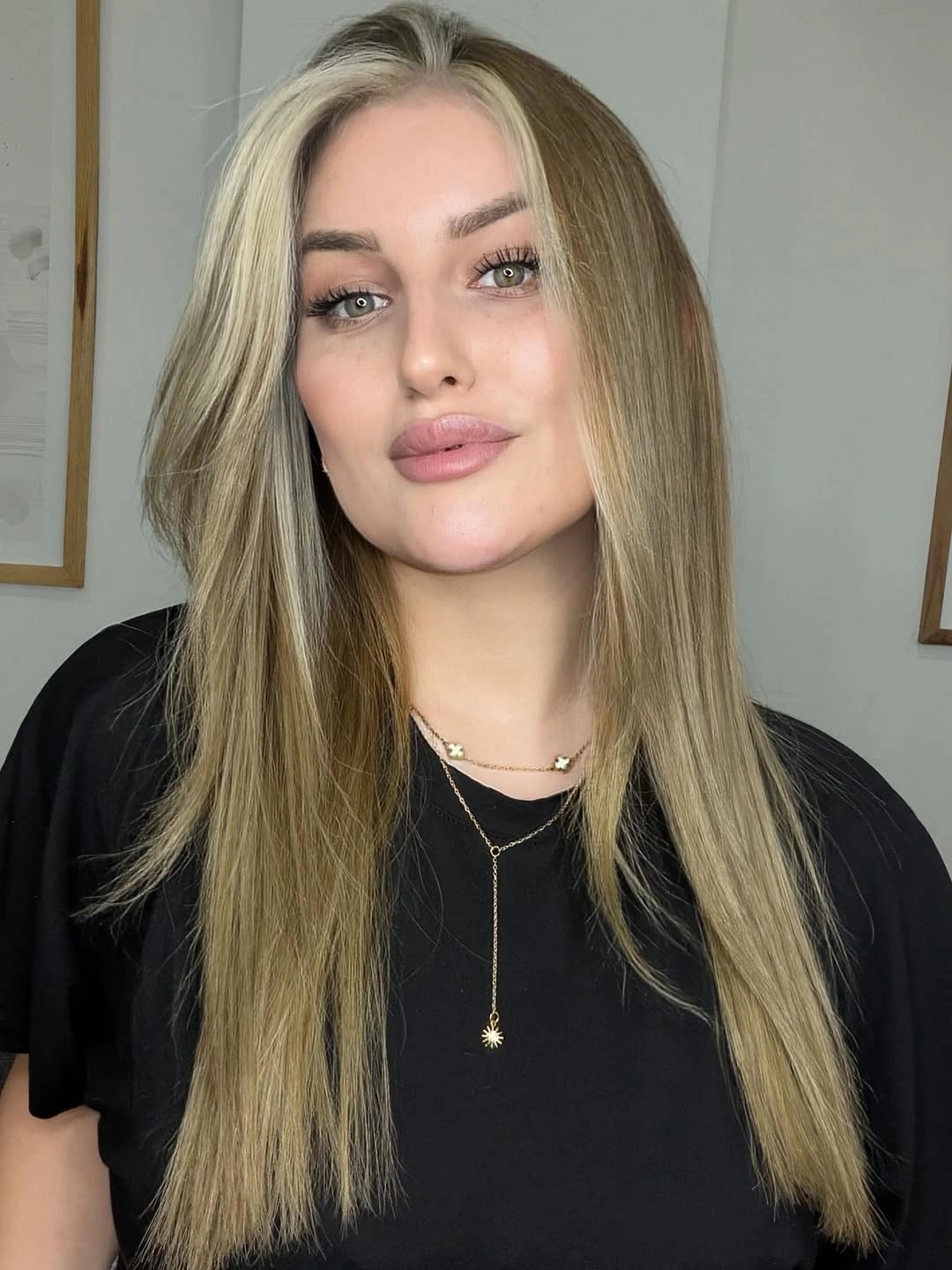 babylights hair ideas Soft Champagne Blonde with Invisible Babylights
