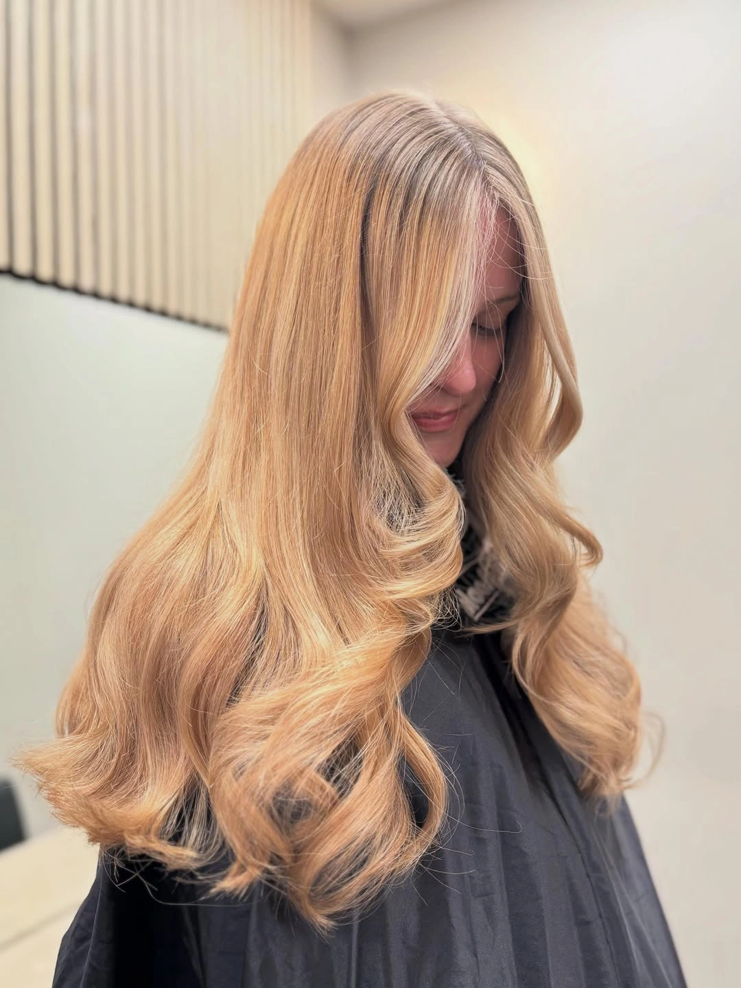 beige blond hair color Luxurious Beige Blonde with Soft Hollywood Layers