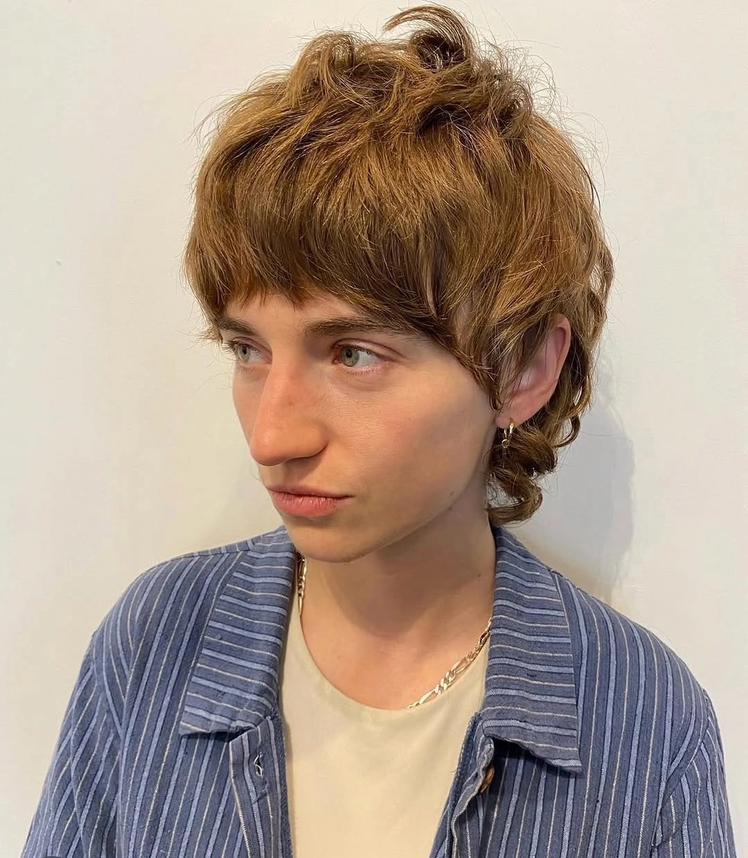 bixie haircut Soft Textured Bixie With Feathered Bangs