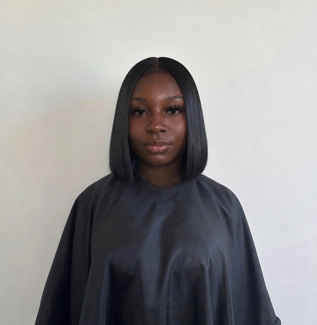 bob hairstyles for black women Sleek Middle-Part Blunt Bob