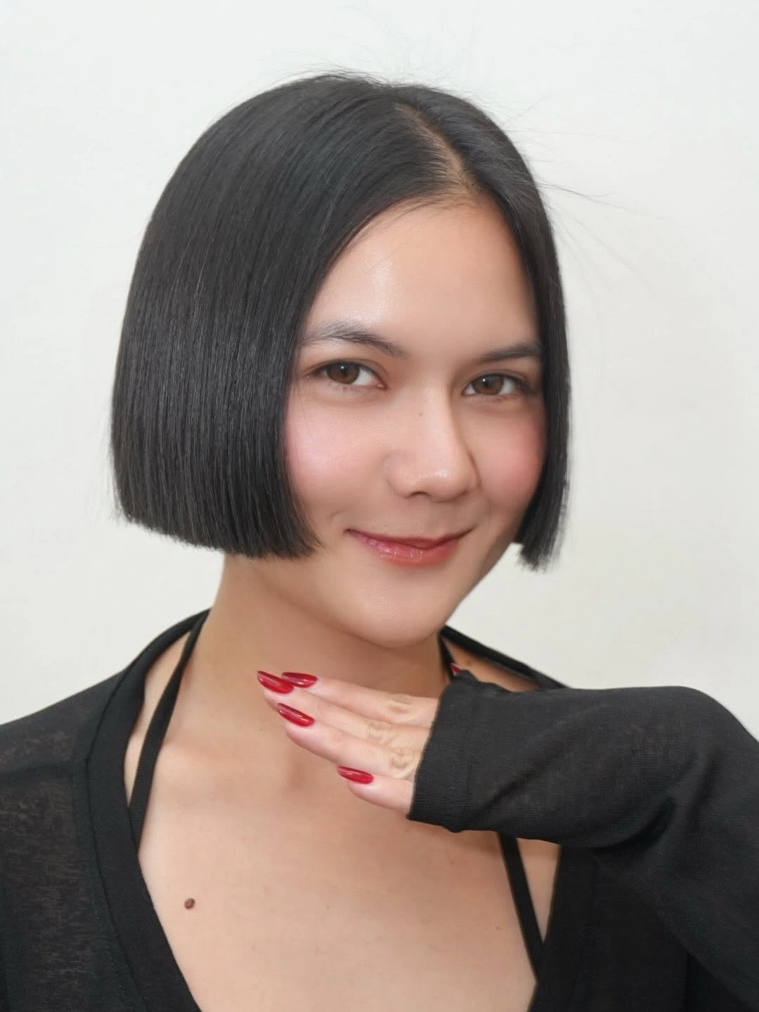 bobbed haircut for women Classic Rounded Bob With Timeless Elegance
