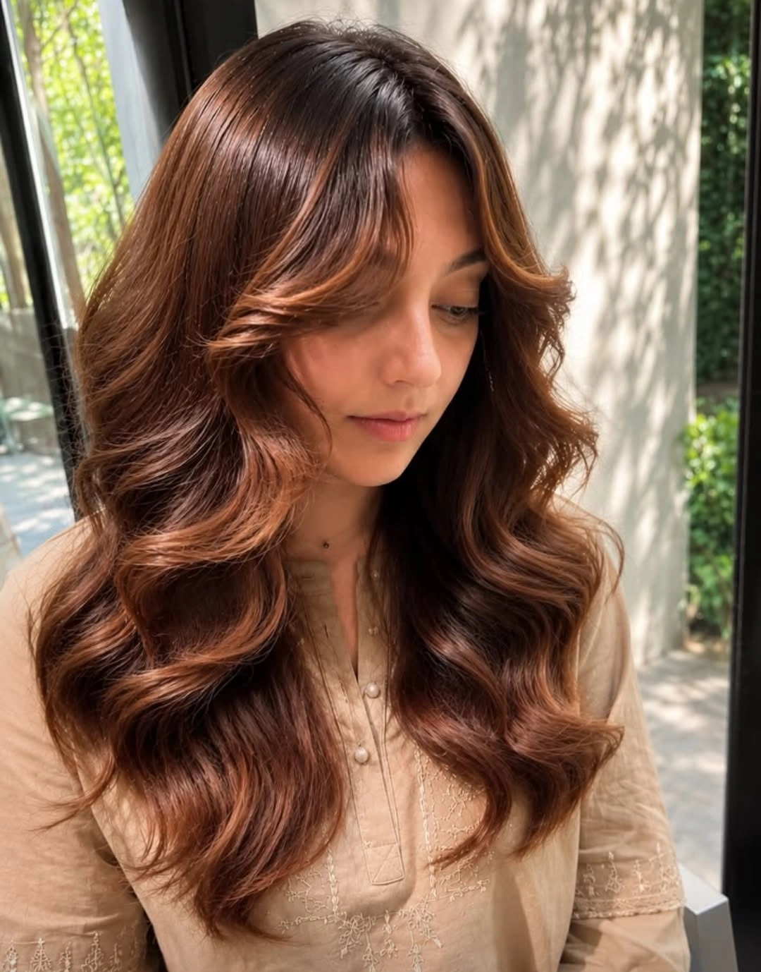 chestnut brown hair color Large Chestnut Waves With A Warm Face Frame