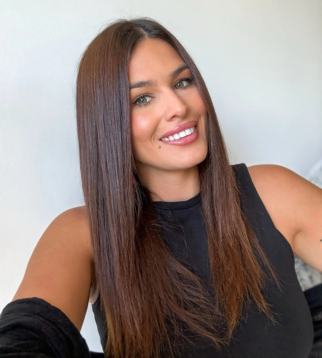 dimensional brunette hair color Long Straight Brunette With Subtle Warm Ends