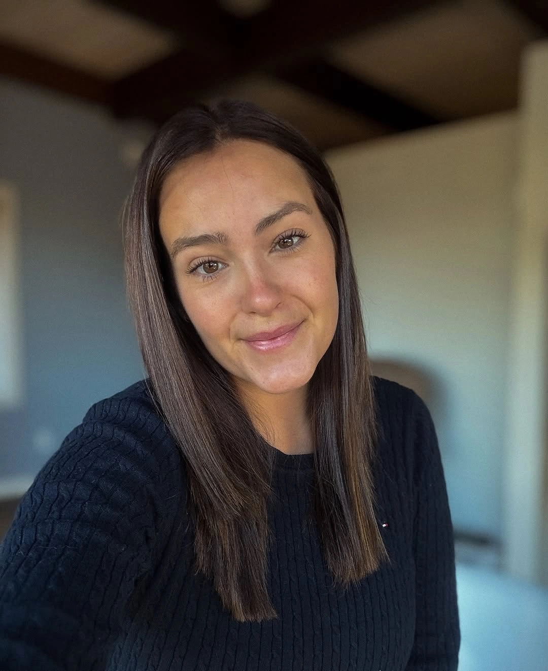 dimensional brunette hair color Straight Medium Brunette With Clean Ends