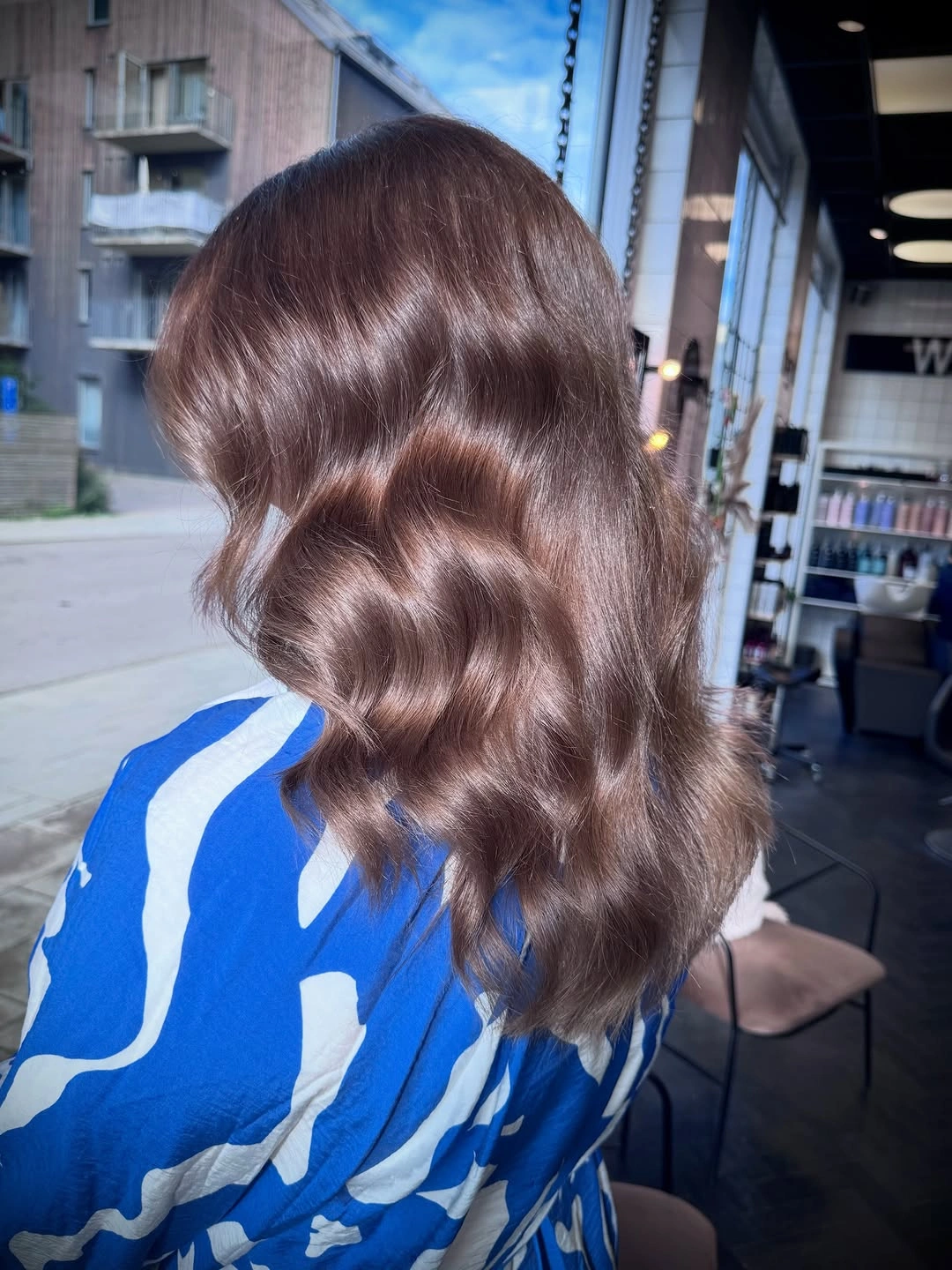 Fall brunette hair colour 2026 Silky Cocoa Brunette with Soft Hollywood Waves