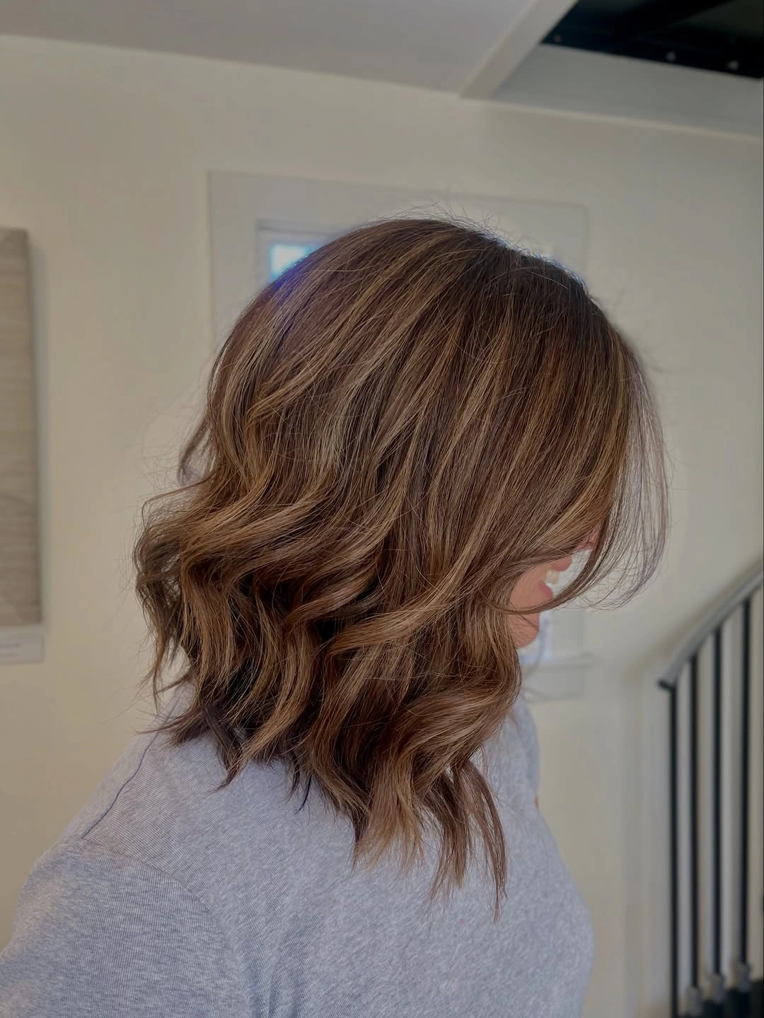 Fall brunette hair colour 2026 Soft Mushroom Balayage on a Textured Long Bob