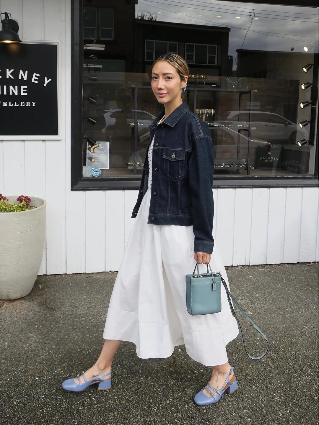 fall classy outfits women 2026 Denim Meets Feminine Elegance for Everyday Fall