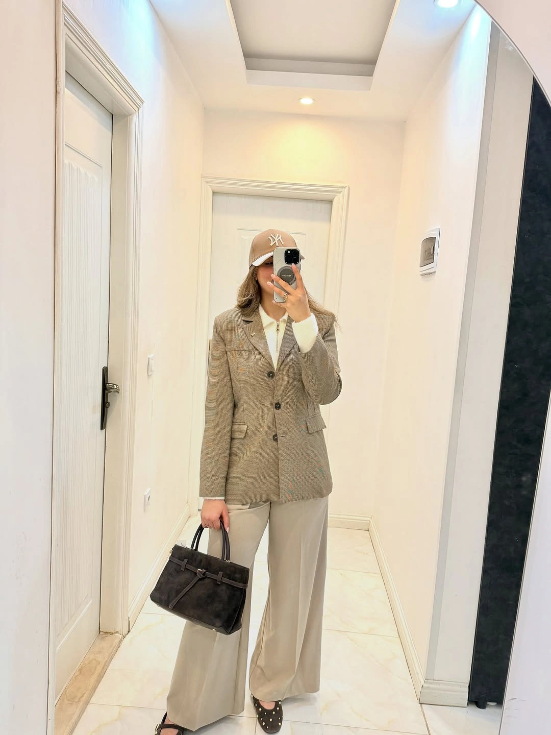 fall classy outfits women 2026 Soft Neutral Tailoring for Modern Everyday Elegance