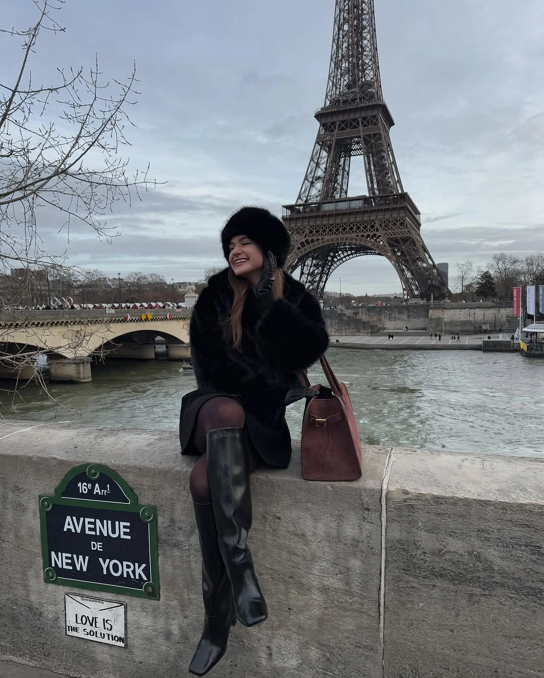 fall classy outfits women 2026 Paris-Inspired Black Layers With Timeless Confidence