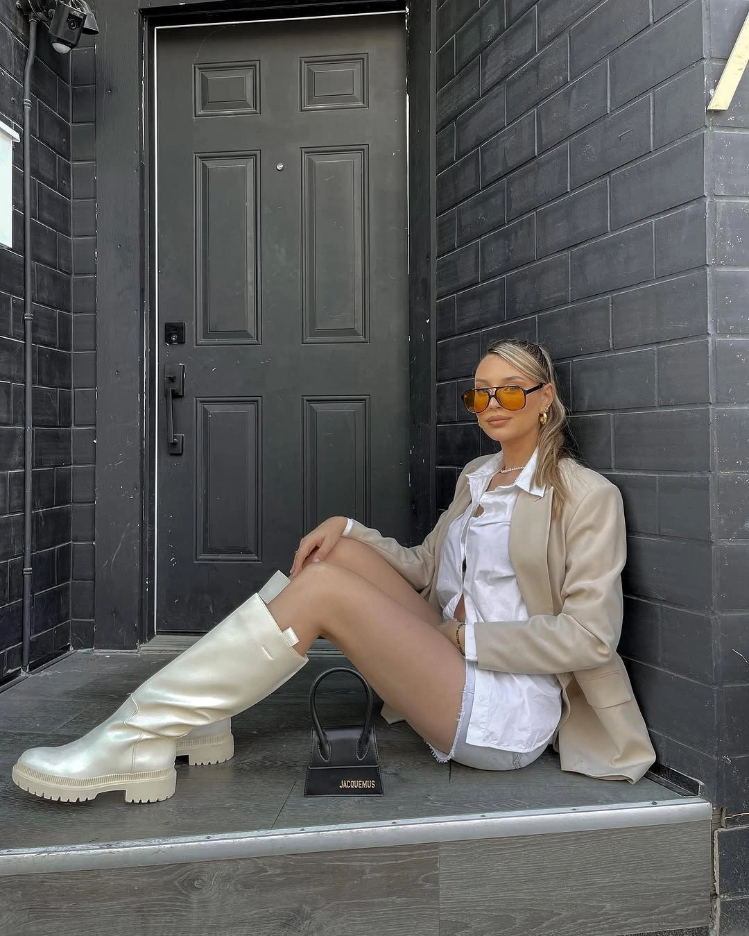 fall classy outfits women 2026 Statement Boots That Refresh a Neutral Blazer Look