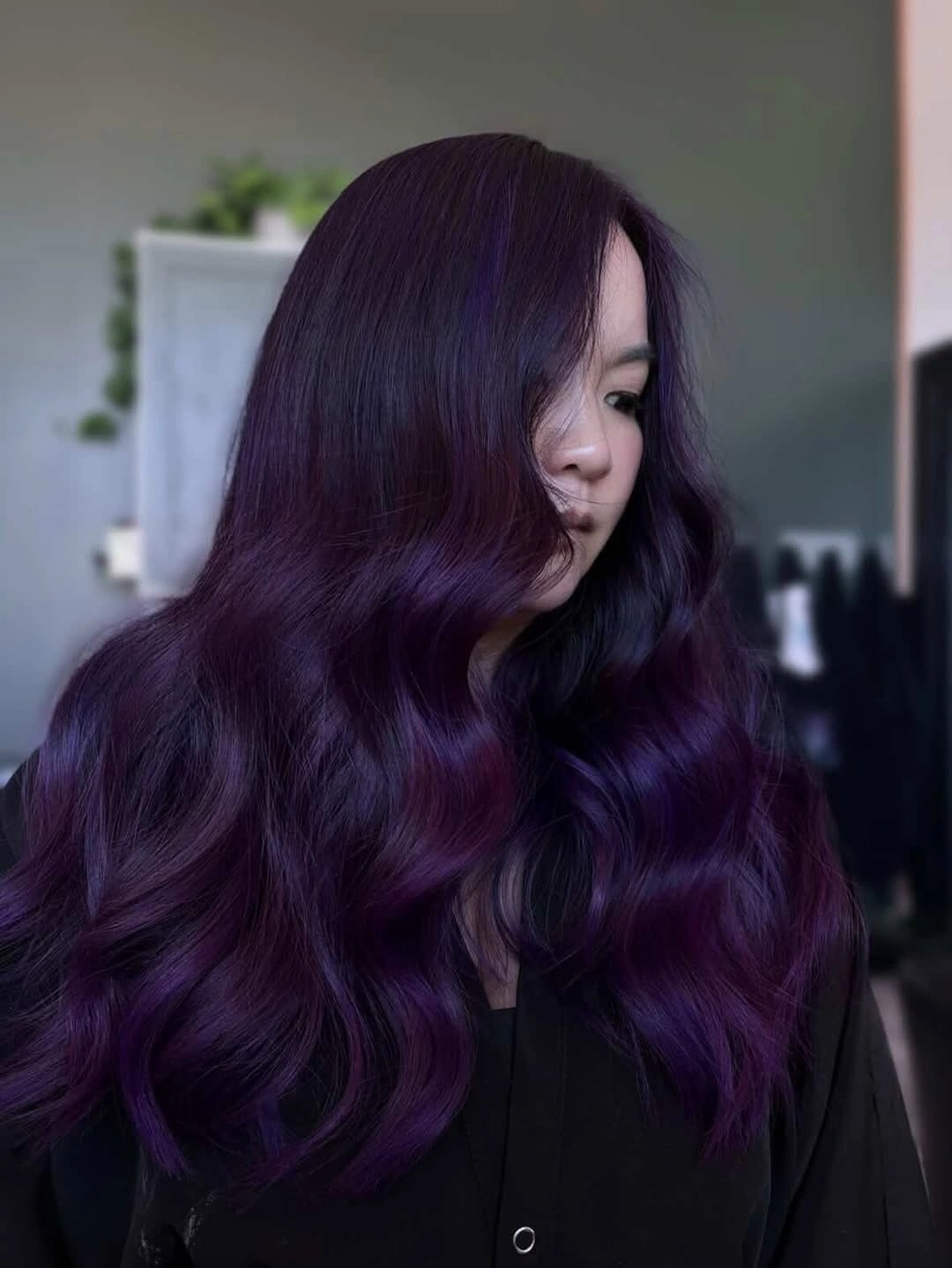 Fall hair colour ideas 2026 Midnight Plum Waves Full of Velvet Dimension