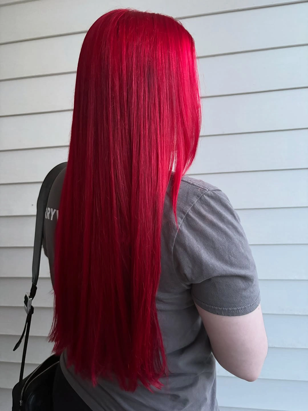 fall hairstyles 2026 Bold Cherry Red Hair That Refuses to Blend In