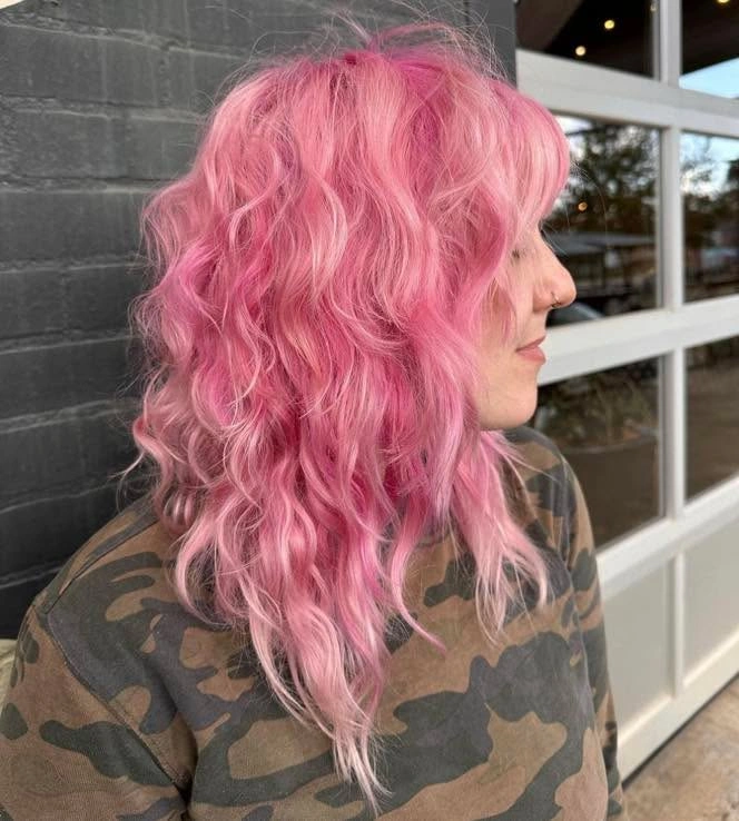 fall medium haircuts 2026 Playful Cotton Candy Waves for a Bold Autumn Refresh