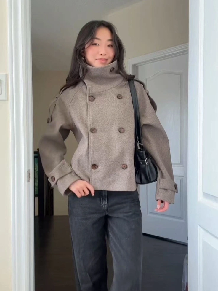 fall outfits with peacoat 2026 Modern Taupe Peacoat With Effortless Everyday Style