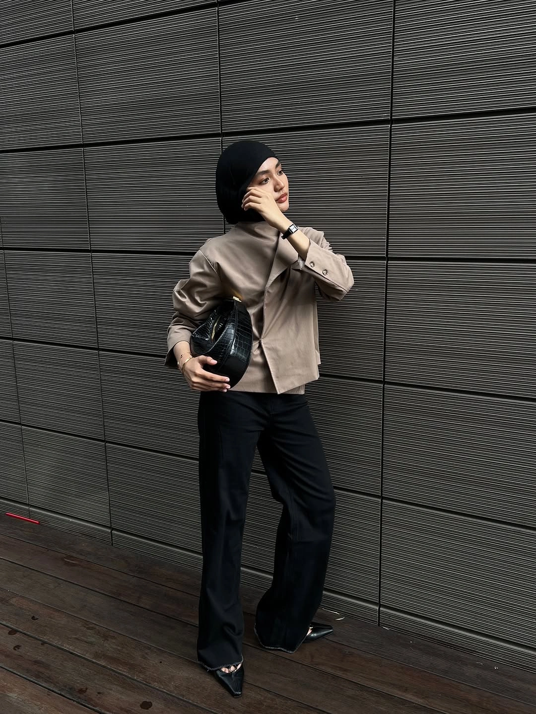 fall professional outfits women 2026 Modern Minimalism With Clean Tailoring